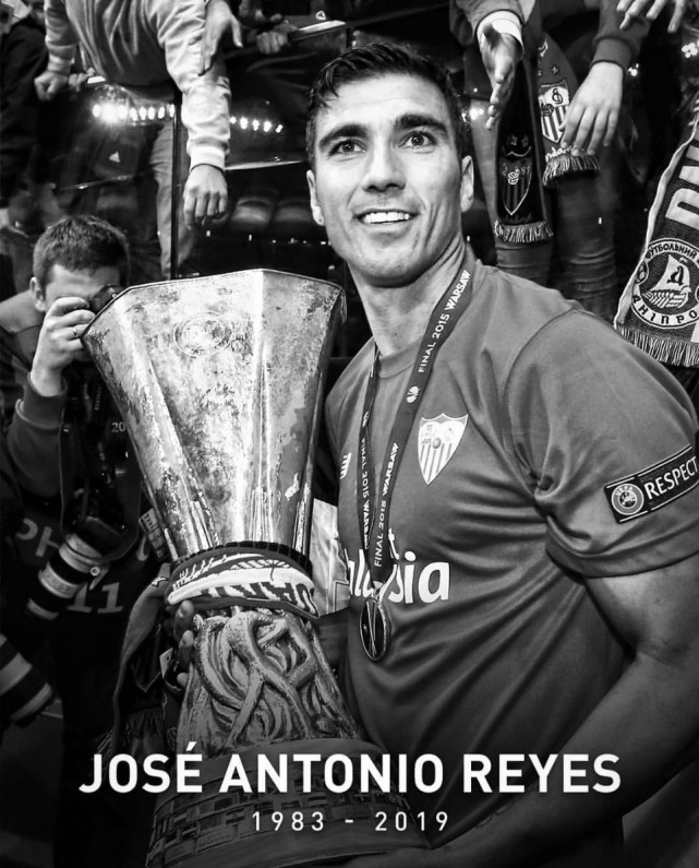 今夜塞维利亚备战社区盾,外线爆发细节曝光,震撼外界,年轻球员得到机会的简单介绍 今夜塞维利亚备战社区盾,外线爆发细节曝光,震撼外界,年轻球员得到机会的简单介绍