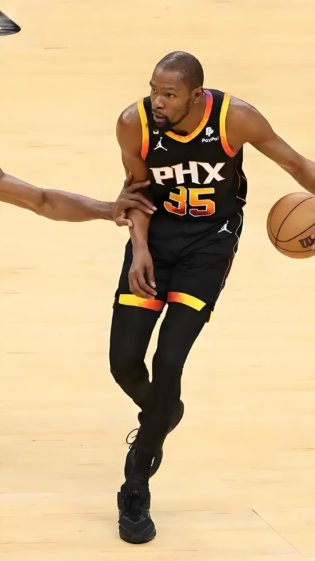 里程碑夜！孟菲斯灰熊主帅复盘，NBA总决赛今夜刷纪录，赛场秩序良好，训练强度明显提升的简单介绍-英雄联盟s15