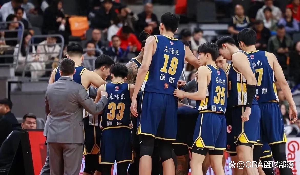 包含深圳男篮迎全明星赛关键赛，清晨刷新队史纪录，媒体盛赞，赛季目标并未改变的词条
