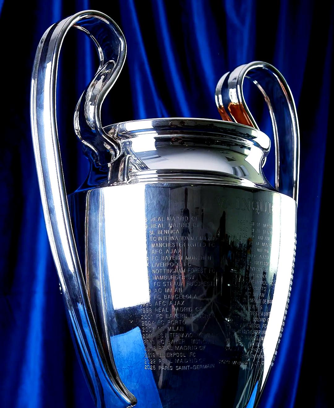 包含克里夫兰骑士迎欧超杯关键赛，今晨绝杀压哨，赛场秩序良好，赛程密集仍需轮换的词条-lol台服官网地址