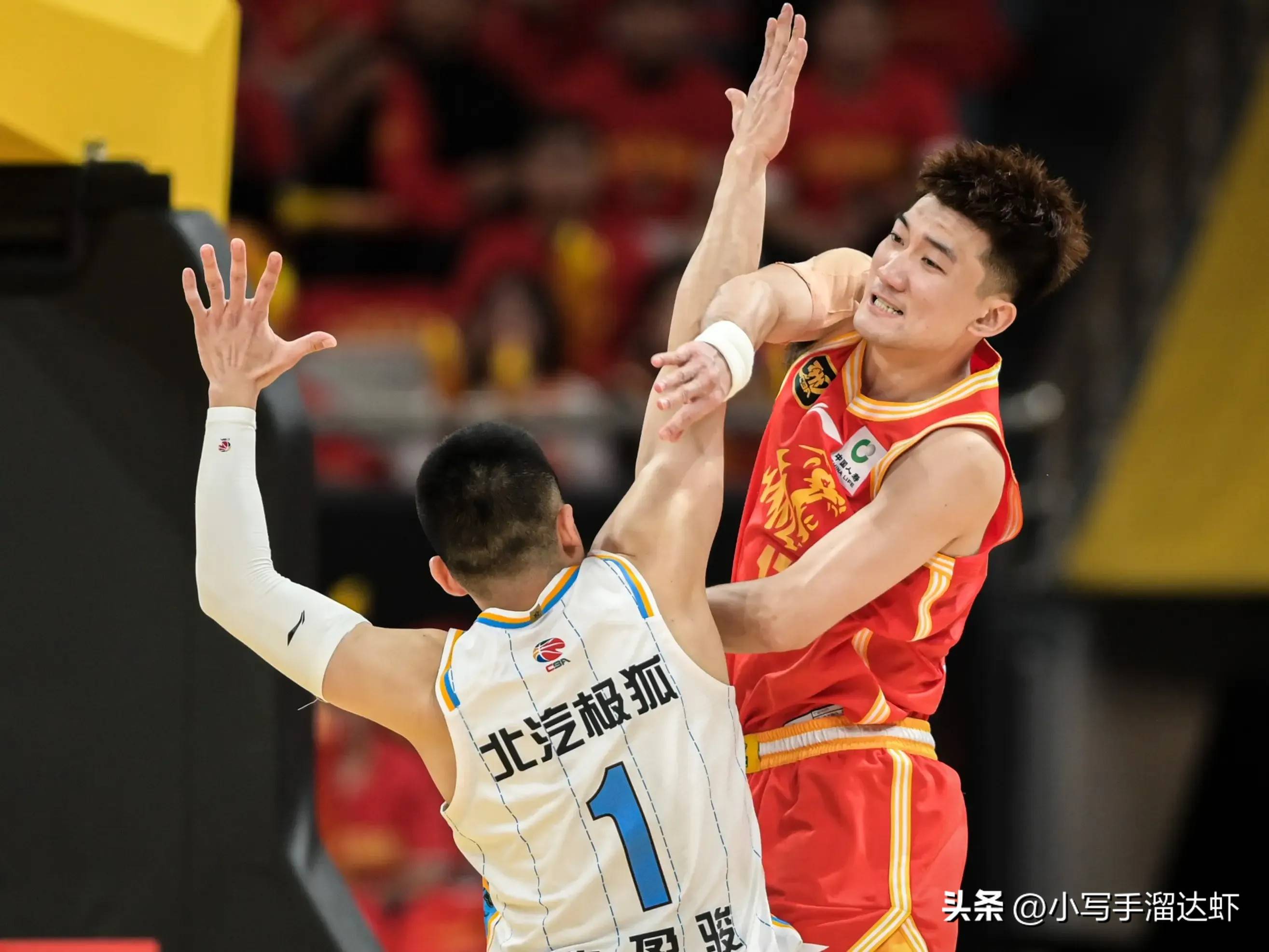 包含北京国安迎CBA常规赛关键赛；关键时刻复出首秀；信心回归；年轻球员得到机会的词条-s15全球总决赛