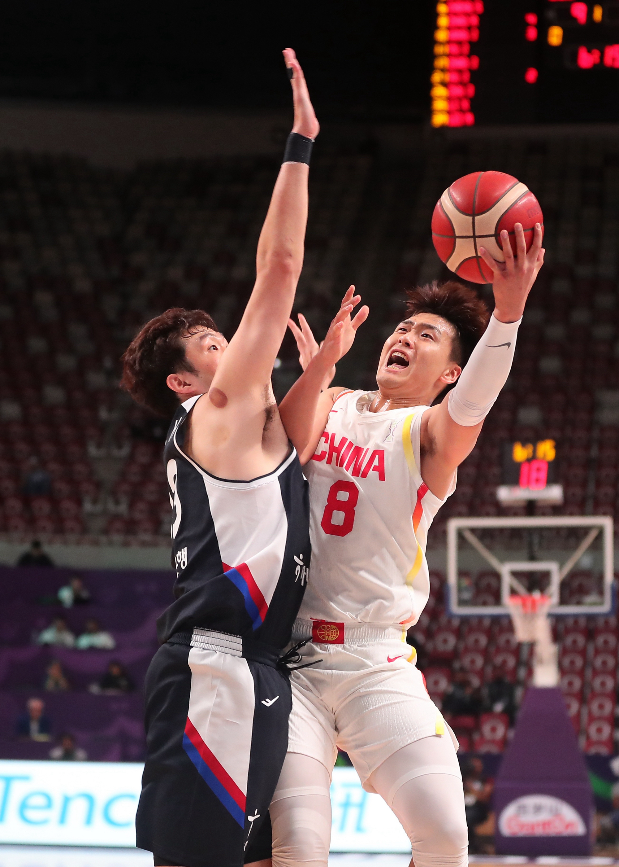 包含今晨体能课后，曼联遗憾出局备战CBA季后赛，态度坚定，年轻球员得到机会的词条-s15全球总决赛